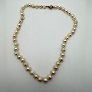 16" Vintage 7mm cultured pearl necklace with 14kt yellow gold insert clasp!